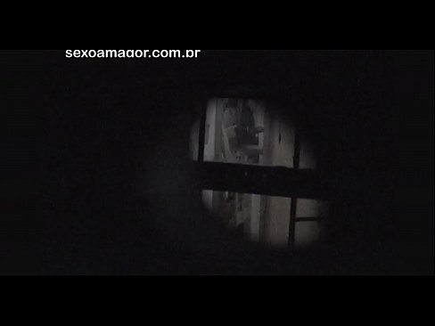 ❤️ Lourinho é filmado secretamente por um voyeur de bairro escondido atrás de tijolos ocos ❤️❌ Porno de qualidade em nós pt.tubsexer-porn.ru ☑